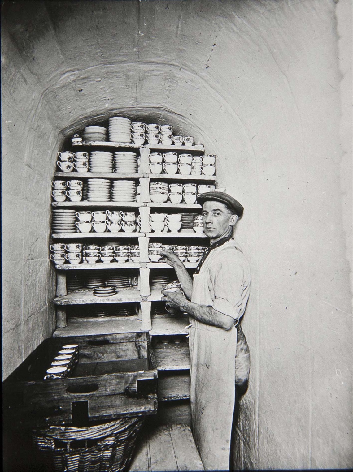 Image: Pottery factory worker, unidentified, collection of the Waitaki District Archive, 2015/441.1278