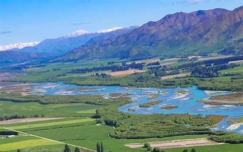 waitaki river duntroon.jpg